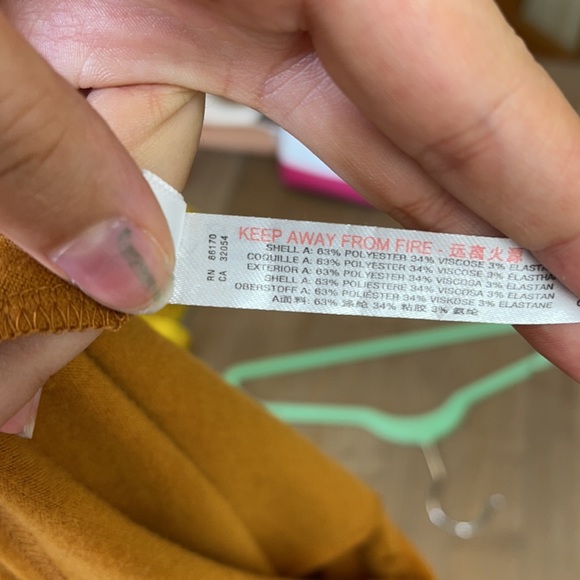 Urban Outfitters Crop Top - Picture 11 of 13